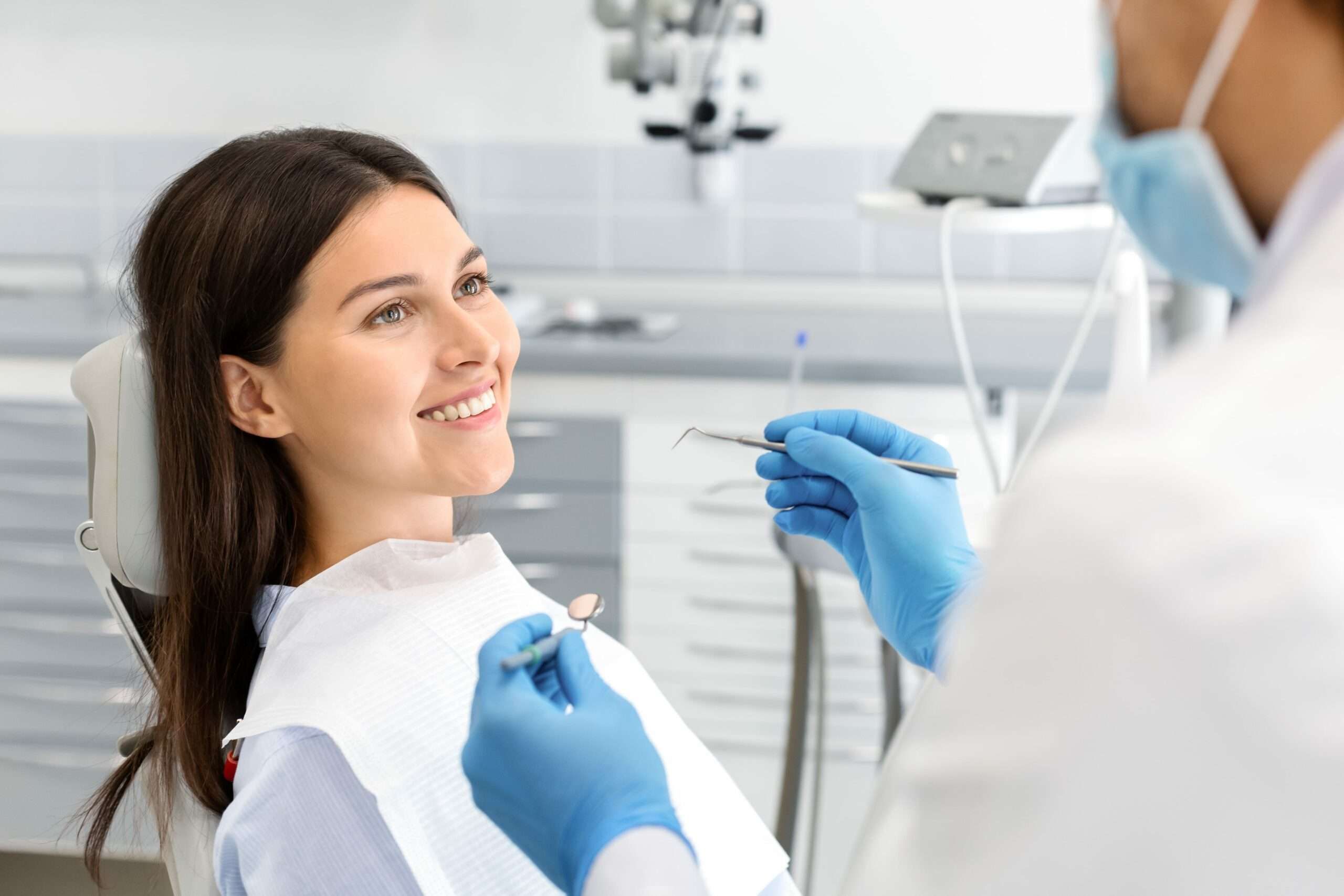 Ogni quanto tempo devo ripetere il trattamento di igiene dentale a Lucca? 1 Igiene dentale
